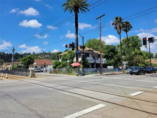 Highland Park, CA 90042,202 N Avenue 52