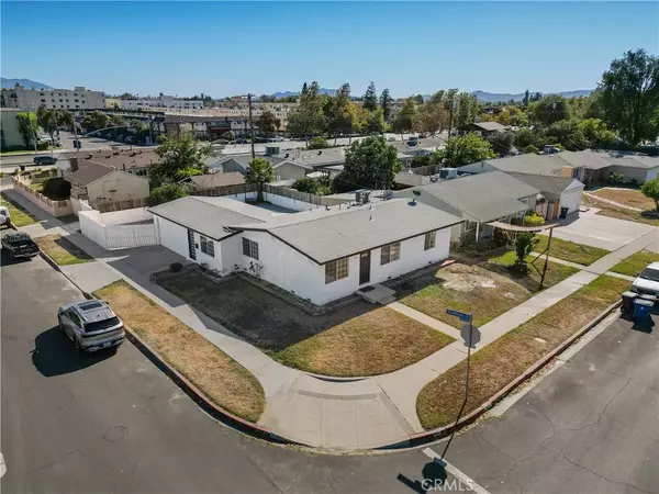 Panorama City, CA 91402,7950 Mammoth Avenue