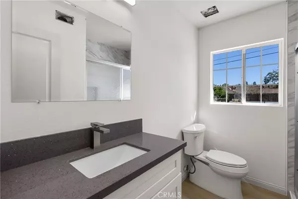 Panorama City, CA 91402,7950 Mammoth Avenue