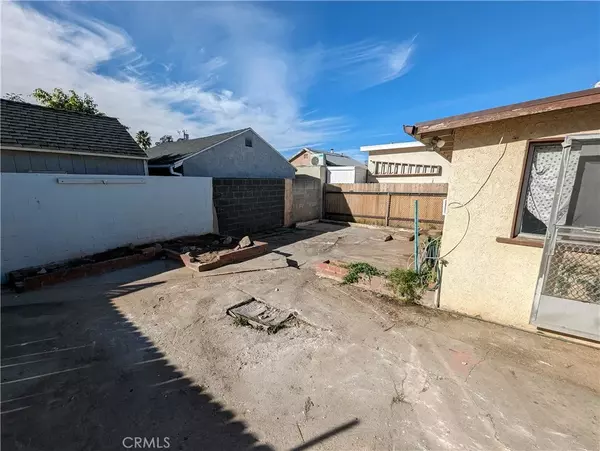 Sunland, CA 91040,10339 Scoville Avenue