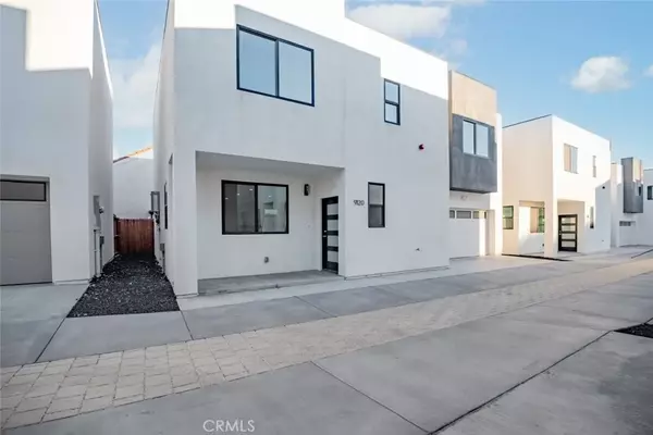 Panorama City, CA 91402,9120 N Nilo Lane