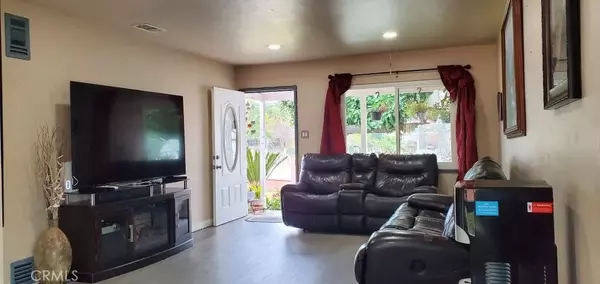 Panorama City, CA 91402,14201 Parthenia Street