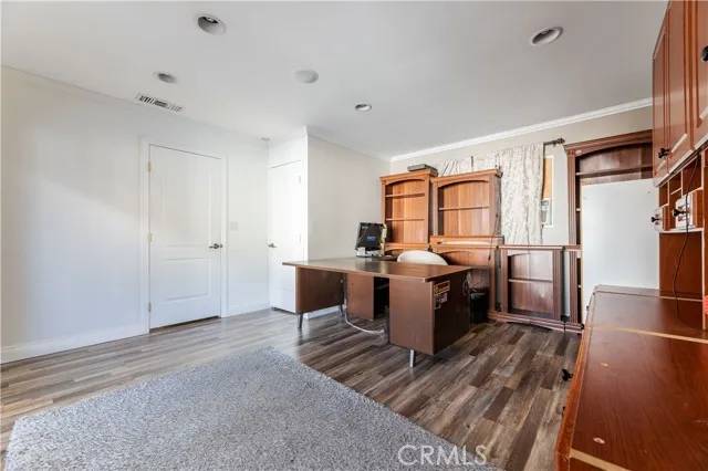 Granada Hills, CA 91344,17071 San Fernando Mission Boulevard