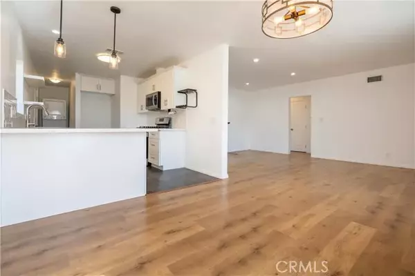 La Crescenta, CA 91214,2921 El Caminito