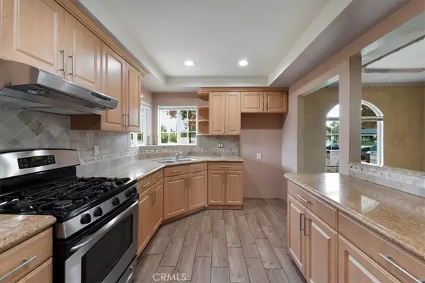 North Hollywood, CA 91606,6602 Cleon Avenue