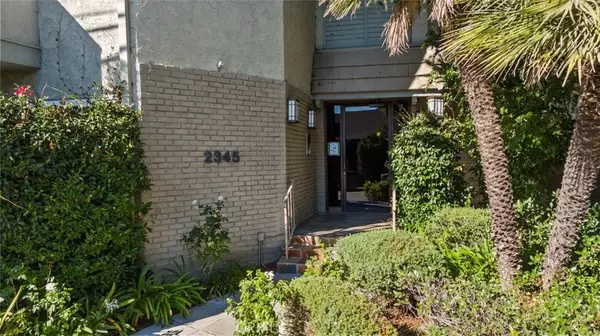 Bel Air, CA 90077,2345 Roscomare Road #301