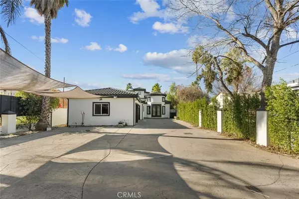 Tarzana, CA 91356,5157 Avenida Oriente