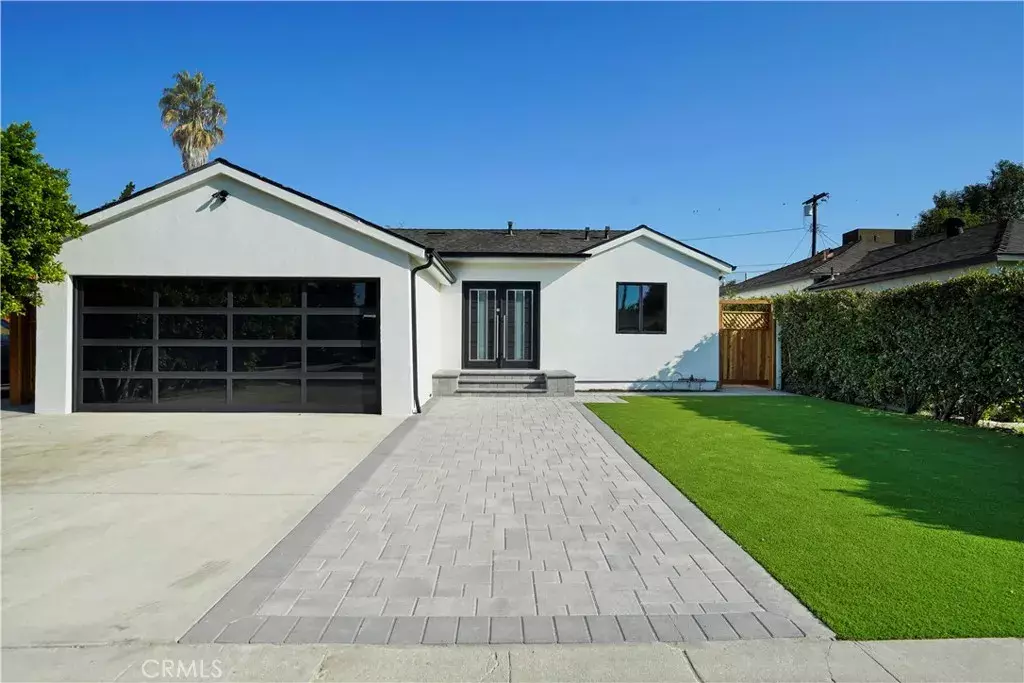 Encino, CA 91316,17643 Calvert Street