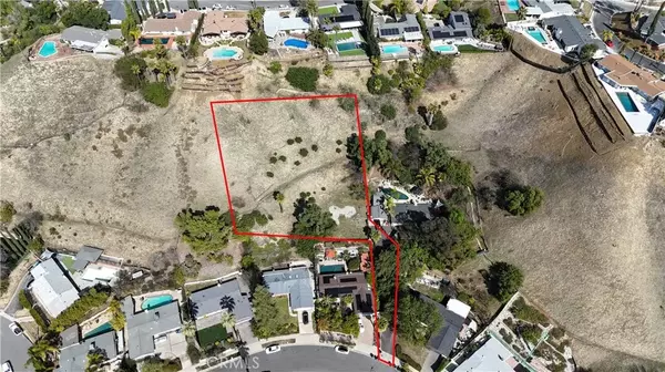 Woodland Hills, CA 91367,20713 Collins
