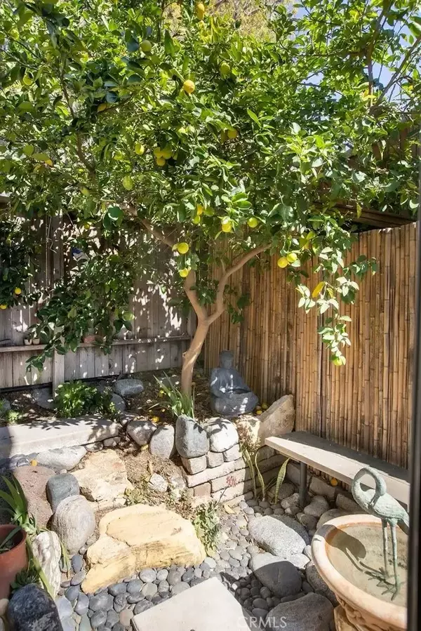 Mount Washington, CA 90065,733 Crane Boulevard