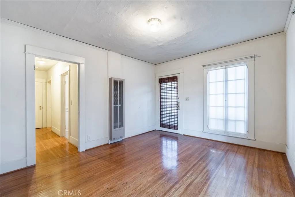 Glendale, CA 91204,415 Riverdale Drive
