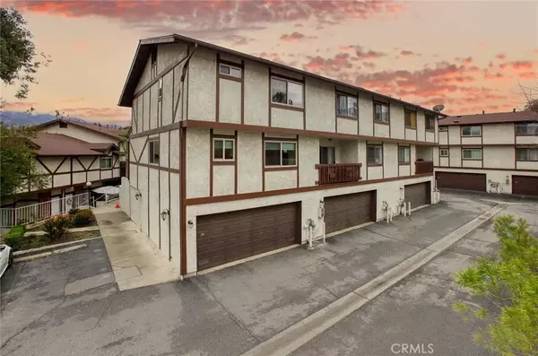 10480 Sunland Boulevard #14, Sunland, CA 91040