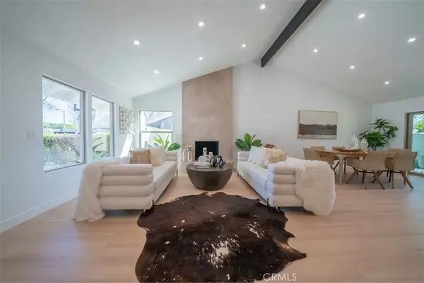 Van Nuys, CA 91406,7063 Jellico Avenue