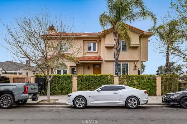 Tujunga, CA 91042,10415 Commerce Avenue #3