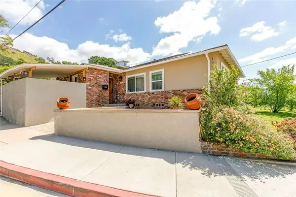 Sun Valley, CA 91352,10444 Flowerdale Court