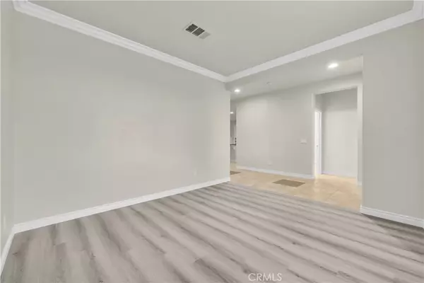 Hesperia, CA 92344,9058 Chimney Rock Avenue