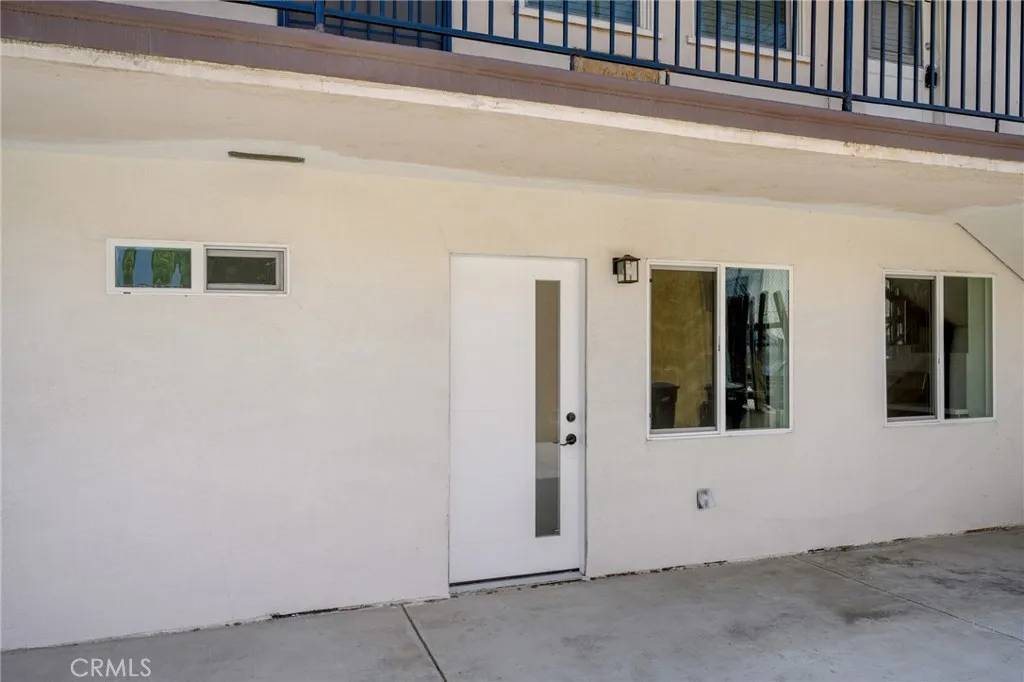 Burbank, CA 91506,1009 W Angeleno Avenue #101