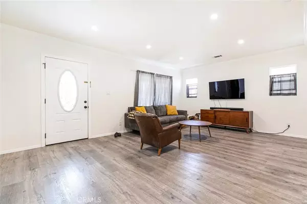 Glendale, CA 91202,347 W Dryden Street