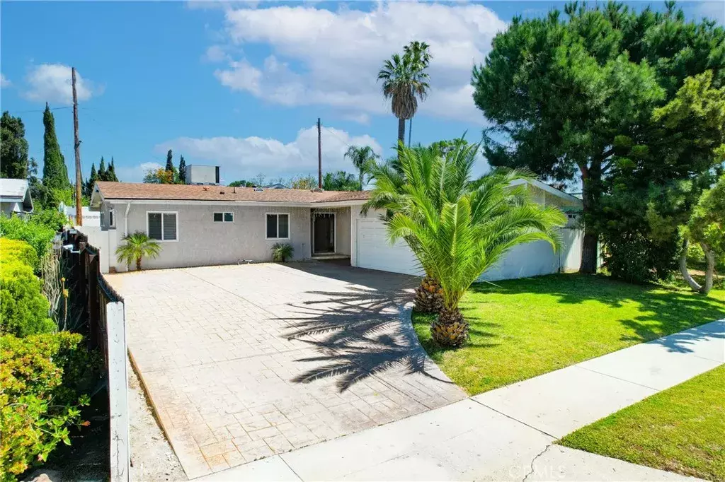 Panorama City, CA 91402,13431 Blythe Street