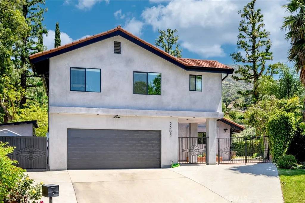 2305 Henrietta Avenue, La Crescenta, CA 91214