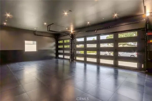 La Crescenta, CA 91214,2941 Mary Street