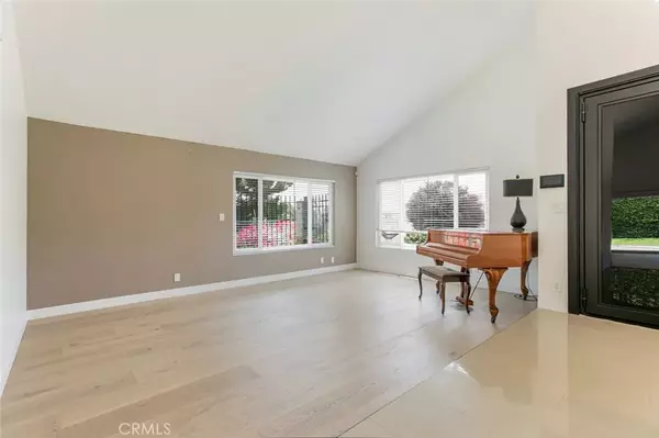 Glendale, CA 91206,3125 Emerald Isle Drive