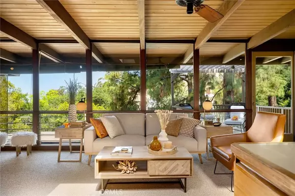 Glendale, CA 91206,535 Suncourt