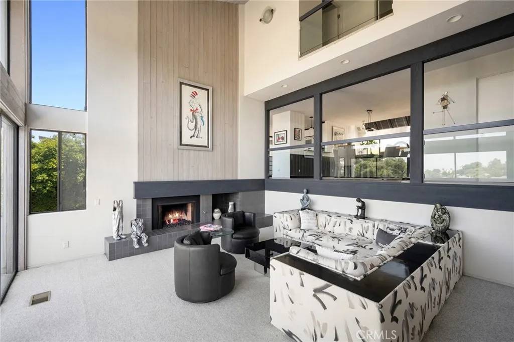 Sherman Oaks, CA 91403,3545 Alana Drive