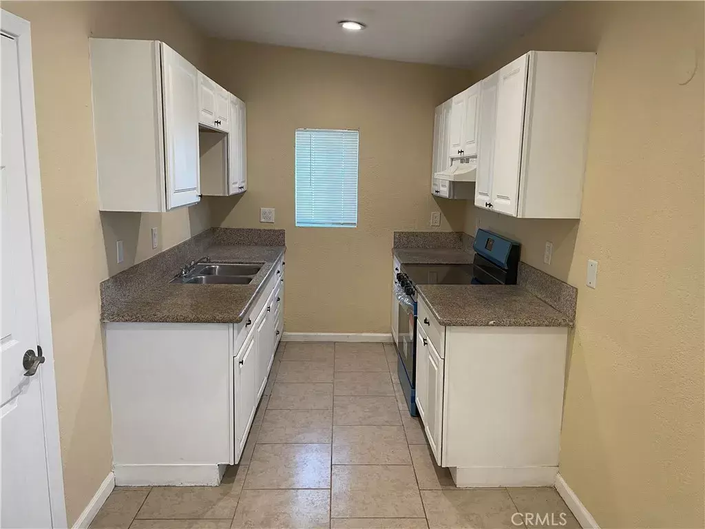 Indio, CA 92201,45420 Park Street #4