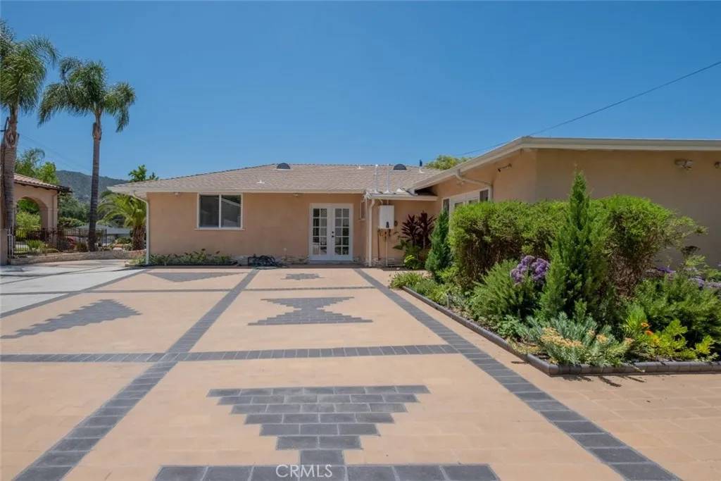 1741 Wabasso Way, Glendale, CA 91208