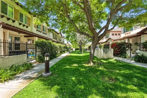 Newbury Park, CA 91320,143 Via Aldea