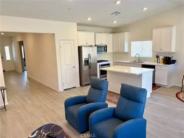 Victorville, CA 92394,15428 San Francisco Lane
