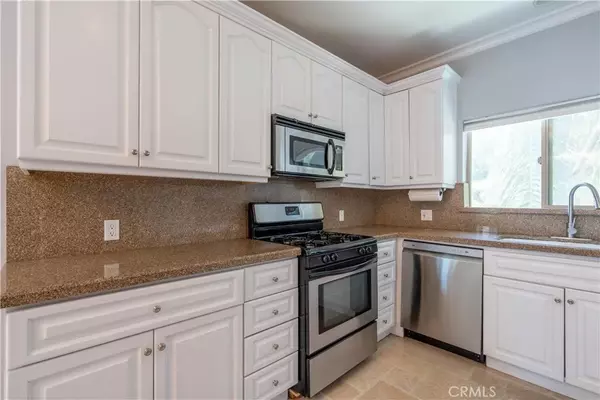 North Hollywood, CA 91601,11253 Peach Grove Street #106