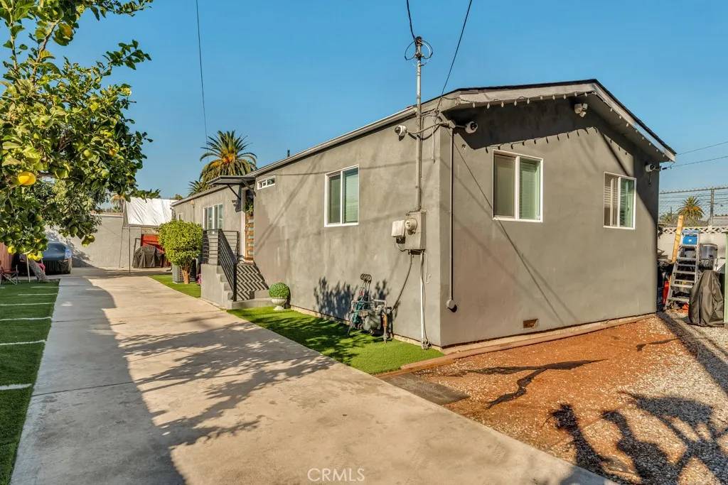 1933 N Palmer Court, Long Beach, CA 90806