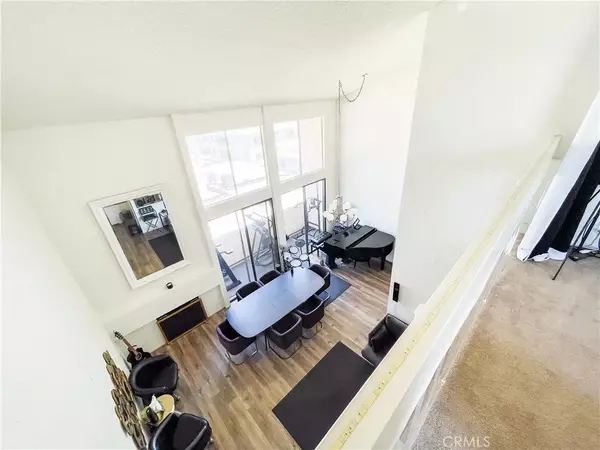 Encino, CA 91316,5310 Zelzah Avenue #312