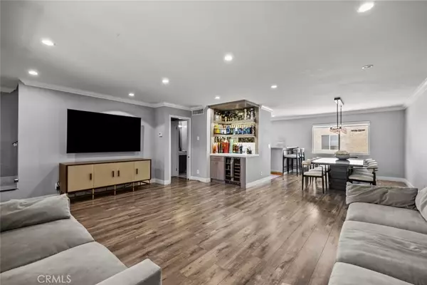 Burbank, CA 91504,9778 Via Roma