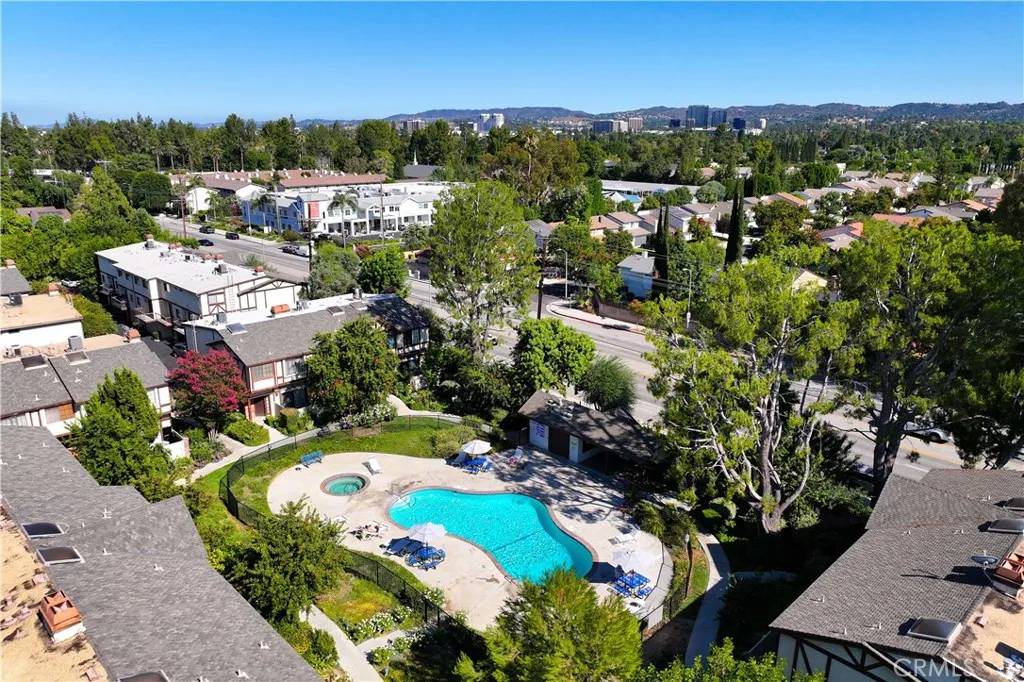 West Hills, CA 91307,22525 Sherman Way #1201