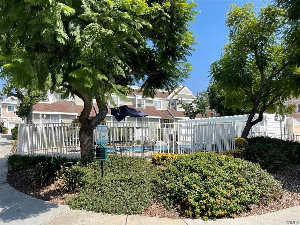 Sylmar, CA 91342,13750 Hubbard Street #38