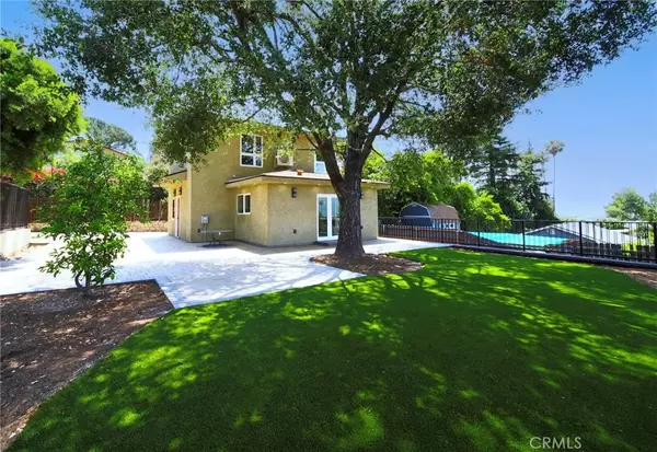 2536 Rockdell Street, La Crescenta, CA 91214