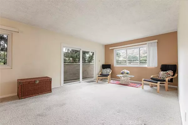 Los Angeles, CA 90068,6700 Hillpark Drive #302