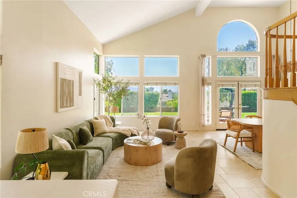 23014 Weymouth Place, Valencia, CA 91354