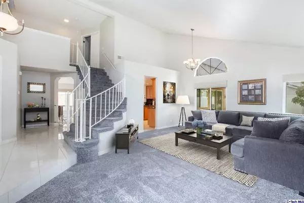 Corona, CA 92878,998 Colby Circle