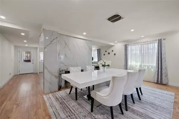 Sun Valley, CA 91352,10925 Goss Street