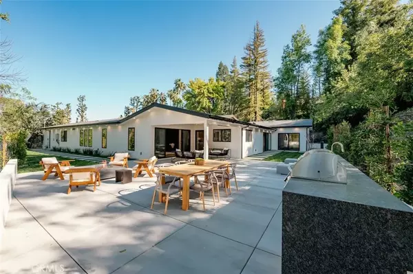 Tarzana, CA 91356,5019 Donna Avenue