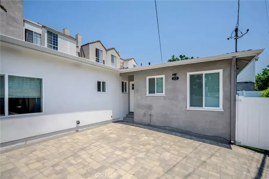 319 N Kenwood Street #319, Burbank, CA 91505