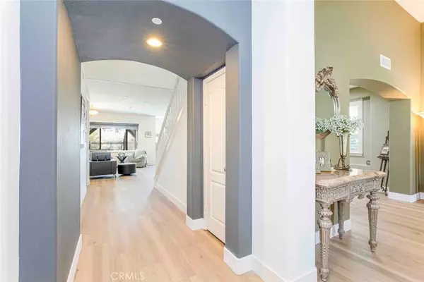 Sun Valley, CA 91352,10266 Horsehaven Street