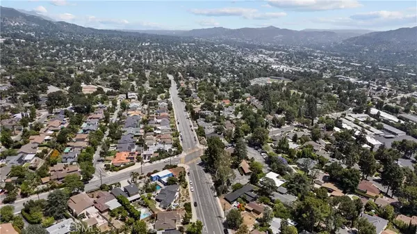 La Crescenta, CA 91214,4919 Dunsmore Avenue