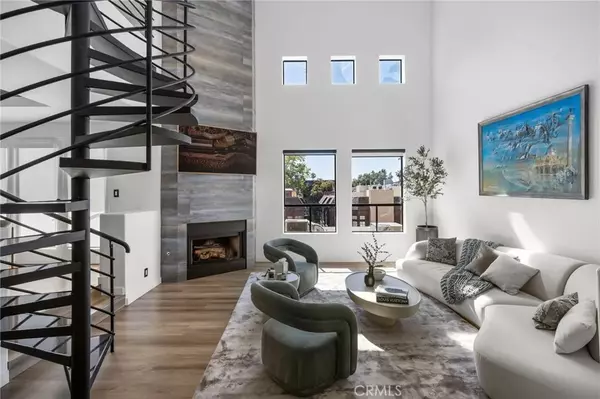 Studio City, CA 91604,12841 Bloomfield Street #305