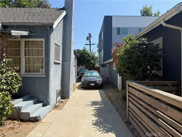 North Hollywood, CA 91601,10840 Hesby Street