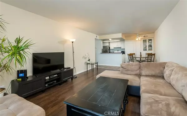 Glendale, CA 91205,1517 E Garfield Avenue #50